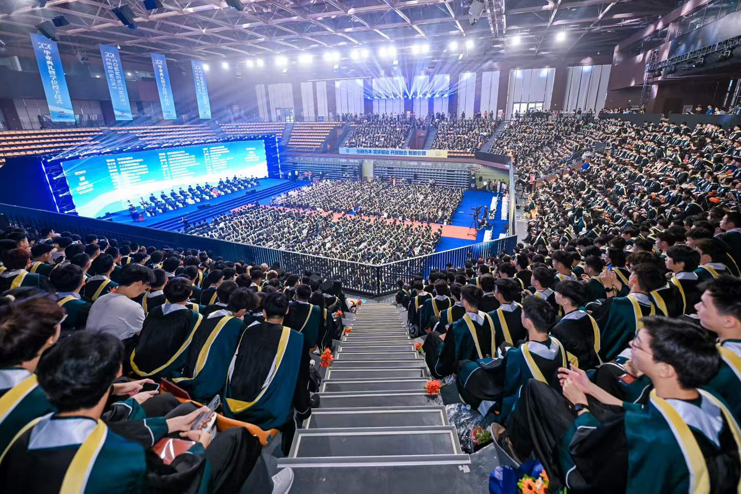 深圳技术大学2026年毕业典礼补充现场图片 2