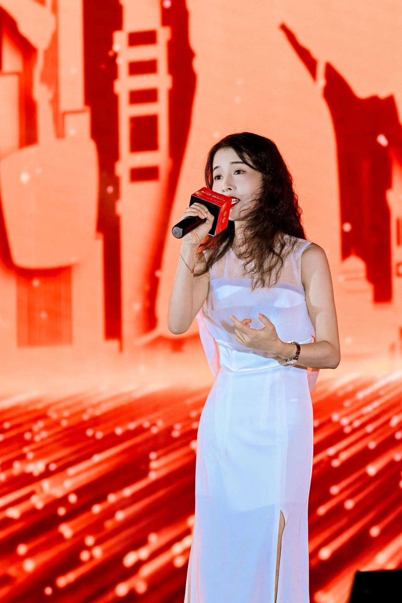 “红五月·正青春”主题活动现场图片 1